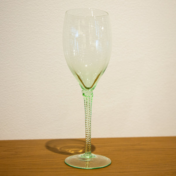 レトロワイングラス